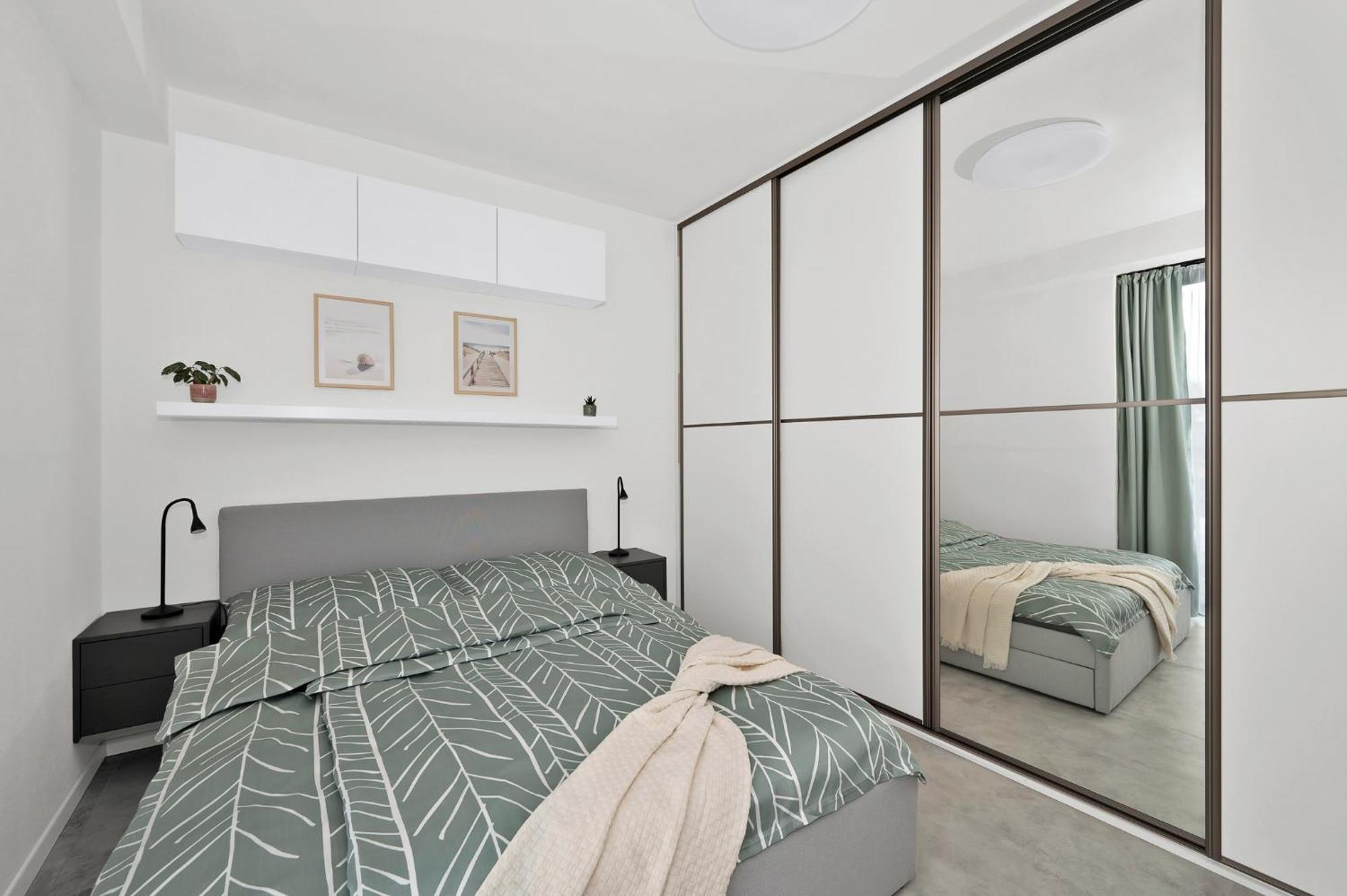 Fully Equipped Apartments With Terraces, Free Garage Parking, Netflix & Ac - By Apartmany Slapanice Cz 外观 照片